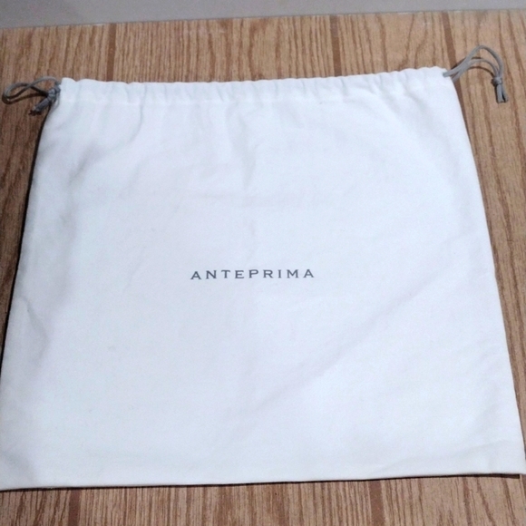 Anteprima Off-White Drawstring Storage Dust Bag 14.5 x 14 inches - Picture 2 of 6